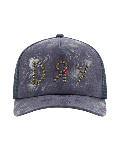 Dry Studded Trucker